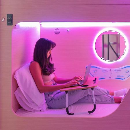 Berloga Capsule Jbr Hotel Dubai Ngoại thất bức ảnh