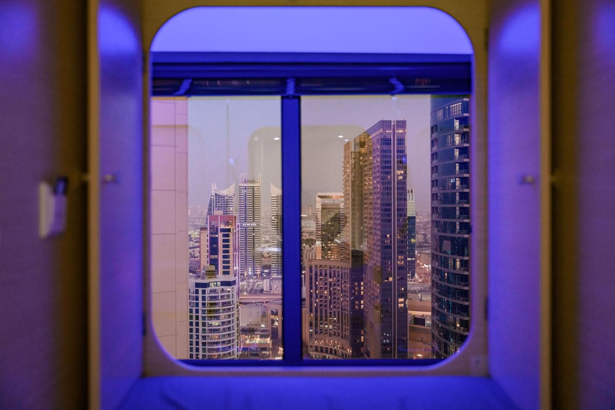 Berloga Capsule Jbr Hotel Dubai Ngoại thất bức ảnh